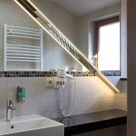 Zur Gruenen Kutte Hotel Bernshausen