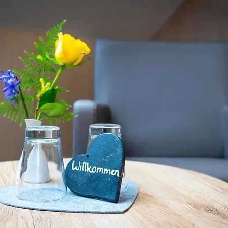 Landhotel Zur Grunen Kutte 3* Bernshausen